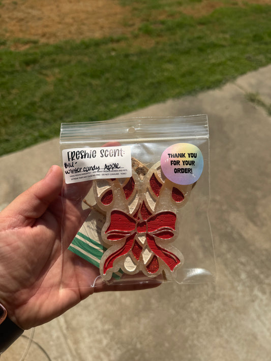 Candy canes w/ bow -scent : winter candy apple