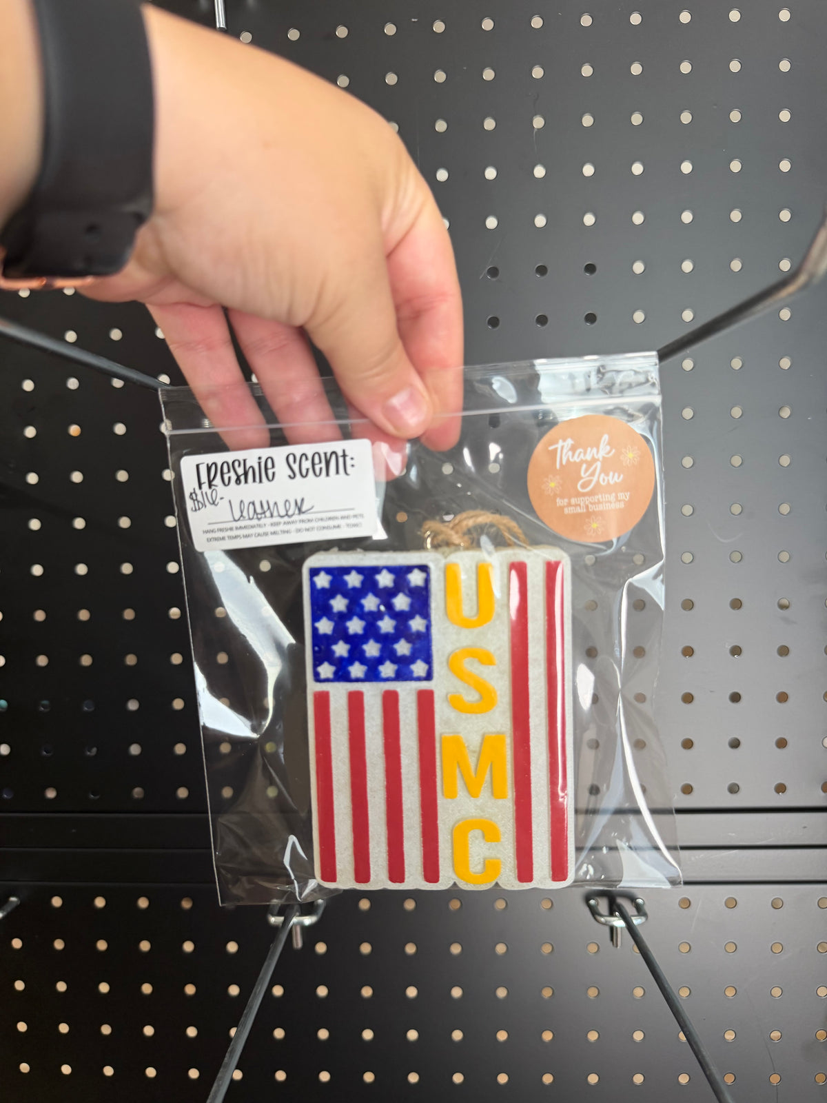 USMC Flag- scent: leather