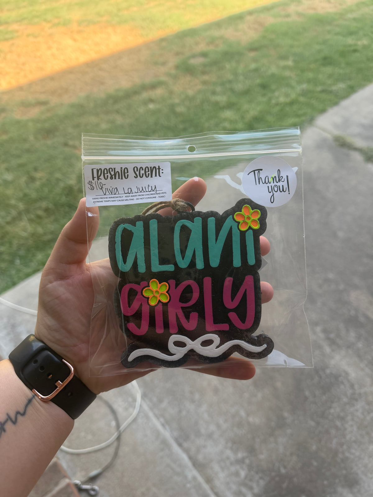 Alani Girly - scent: viva la juicy