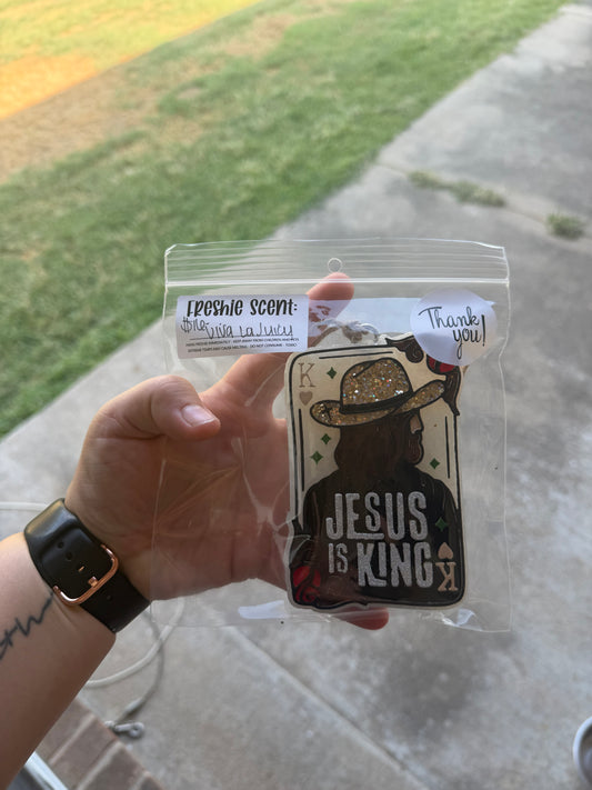 Jesus is King - viva la juicy scent