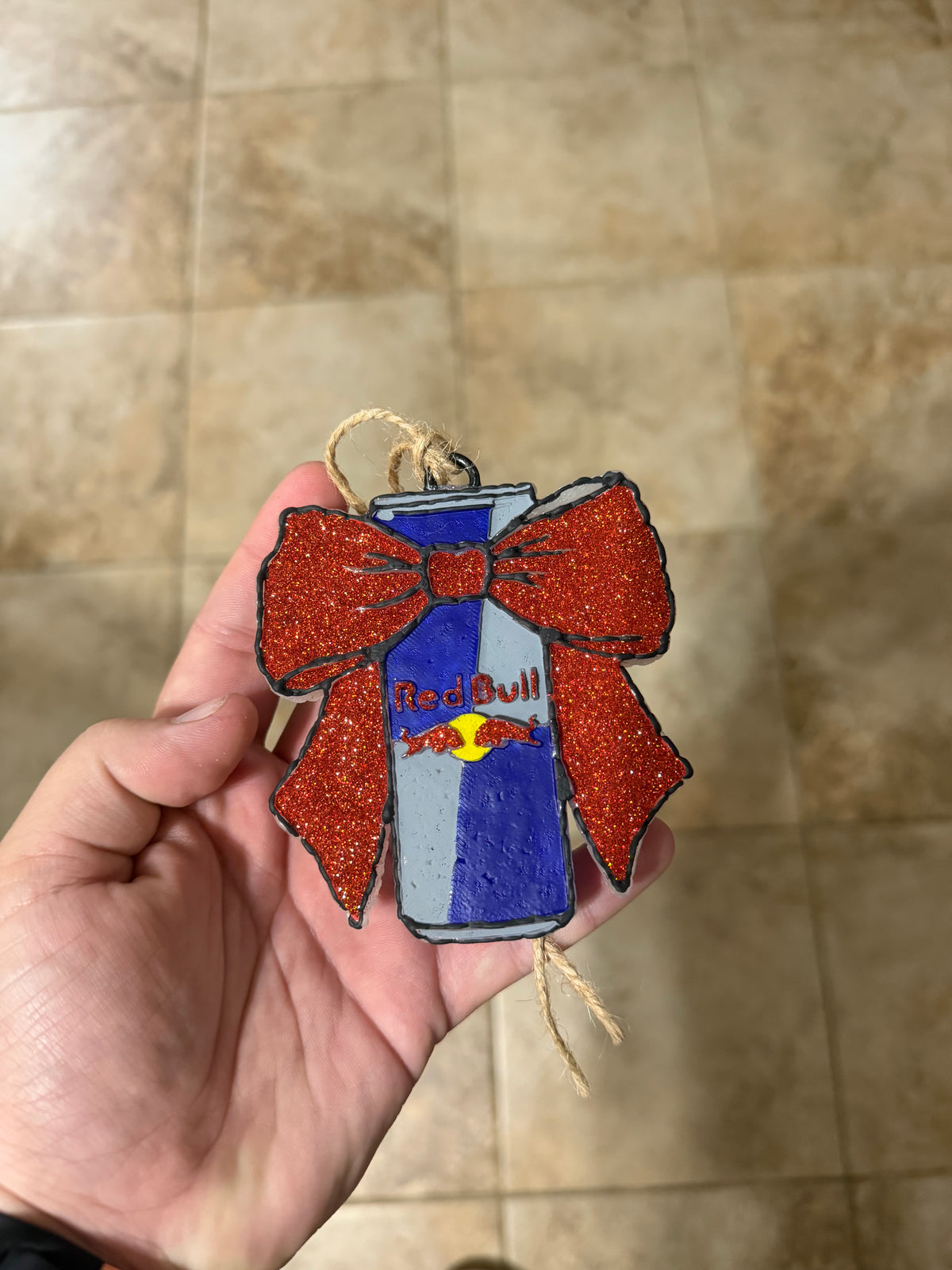 Redbull with bow- scent: butt naked