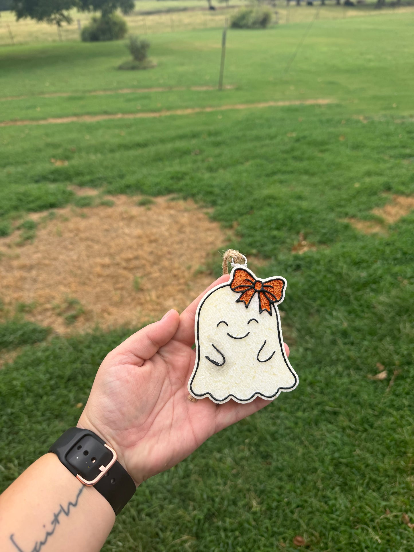 Ghost w/ bow